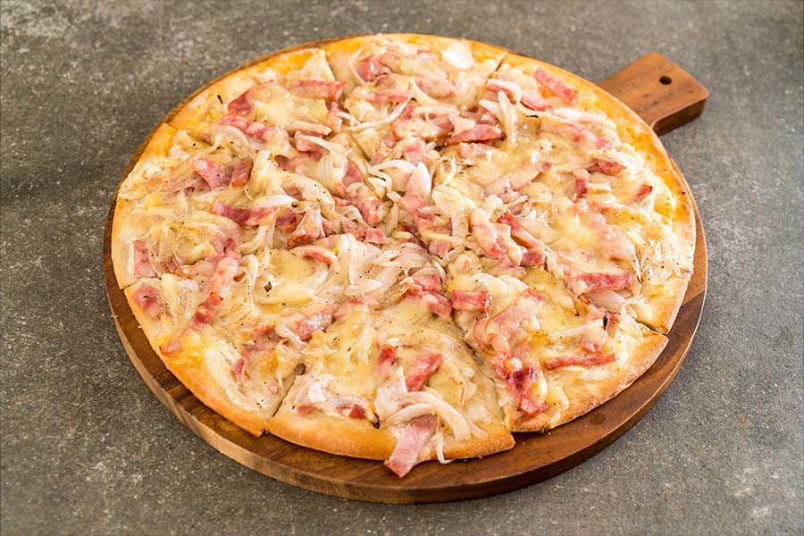 DÜNNELE (FLAMMKUCHEN)